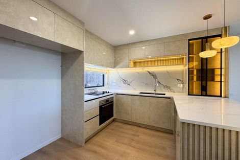 Photo of property in 4/9 Utting Street, Birkdale, Auckland, 0626