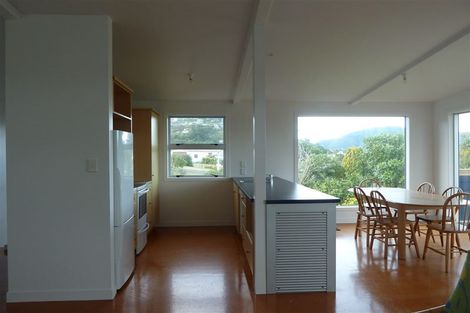 Photo of property in 176 Ocean Beach Road, Tairua, 3508