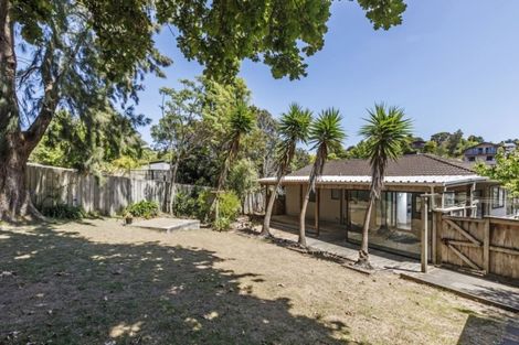 Photo of property in 93 Oaktree Avenue, Browns Bay, Auckland, 0630