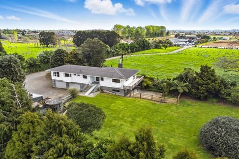 Photo of property in 74 Arapaepae Road, Levin, 5510