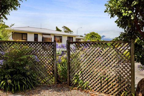 Photo of property in 4/99 Mangorei Road, Merrilands, New Plymouth, 4312