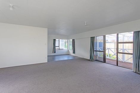 Photo of property in 9 Blake Street, Porangahau, 4291
