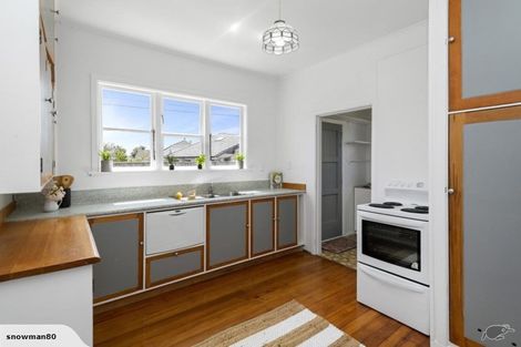 Photo of property in 96b Waiwhetu Road, Waterloo, Lower Hutt, 5011