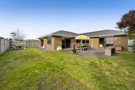 Photo of property in 4 James Drive, Bell Block, New Plymouth, 4312