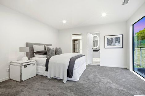 Photo of property in 28 Streamview Way, Long Bay, 0792