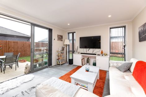 Photo of property in 16 Meyer Crescent, Halswell, Christchurch, 8025