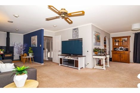 Photo of property in 37 Temple Crescent, Gleniti, Timaru, 7910