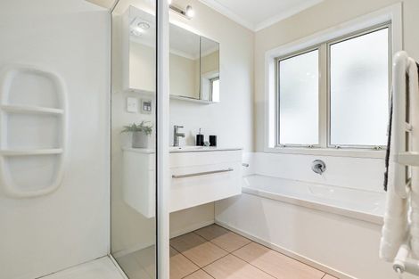 Photo of property in 36 Ayrshire Drive, Grandview Heights, Hamilton, 3200