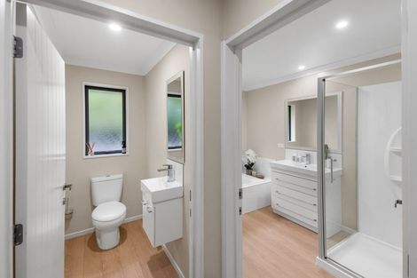 Photo of property in 100 Mcmahon Drive, Aidanfield, Christchurch, 8025