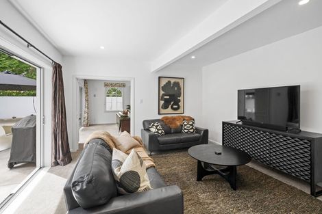 Photo of property in 205 Clyde Road, Burnside, Christchurch, 8053