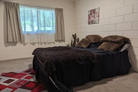 Photo of property in 118b Konini Road, Titirangi, Auckland, 0604