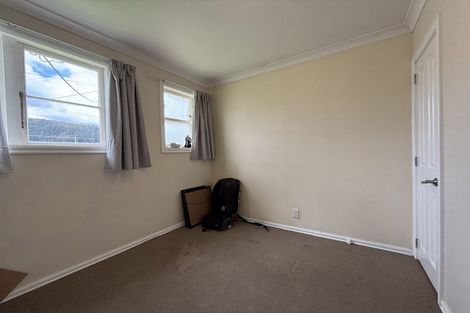 Photo of property in 28 Maclean Street, Wallaceville, Upper Hutt, 5018