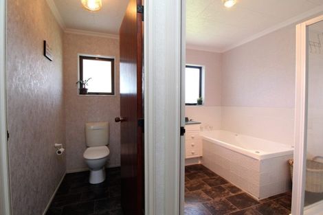 Photo of property in 16 Mangati Road, Bell Block, New Plymouth, 4312