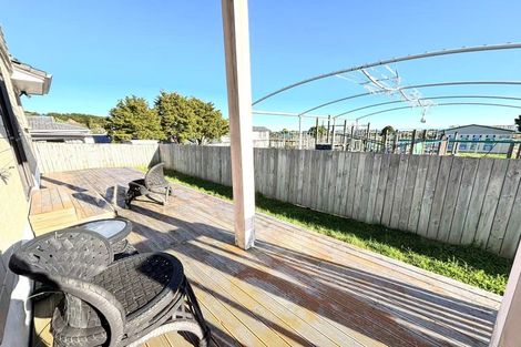 Photo of property in 15 Correa Court, Goodwood Heights, Auckland, 2105