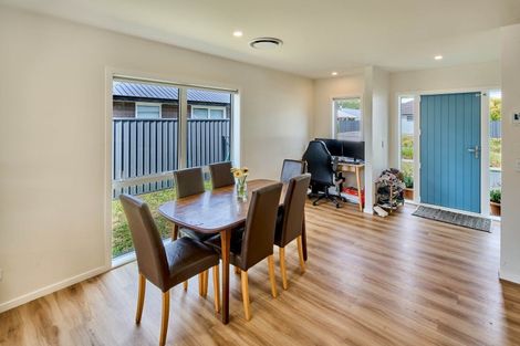 Photo of property in 28 Cynisca Crescent, Wallaceville, Upper Hutt, 5018