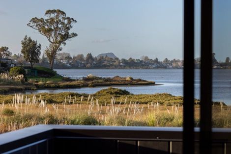 Photo of property in 31 Hinaki Street, Poike, Tauranga, 3112