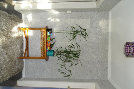 Photo of property in 11 Seddon Avenue, Papatoetoe, Auckland, 2104