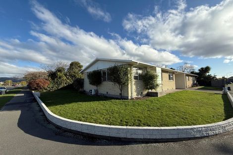 Photo of property in 1/6 Arran Crescent, Woolston, Christchurch, 8062