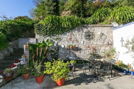 Photo of property in 109 Milton Road, Bluff Hill, Napier, 4110