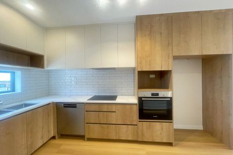 Photo of property in 23 Kuaha Road, Massey, Auckland, 0614