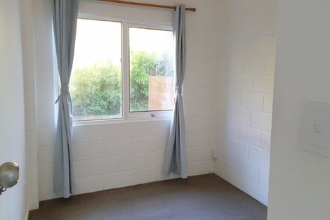 Photo of property in 2/16 Mountbatten Avenue, Hillcrest, Auckland, 0627