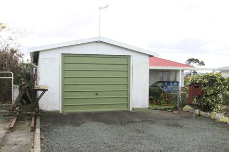 Photo of property in 1 Griffin Road, Maungaturoto, 0520
