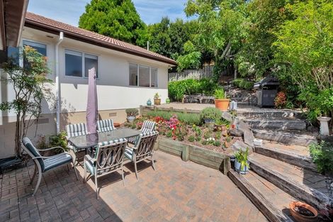 Photo of property in 9 Phoebe Meikle Place, Torbay, Auckland, 0630