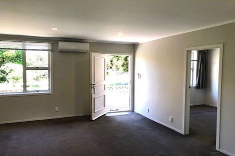 Photo of property in 2/1 Bronwyn Place, Torbay, Auckland, 0630