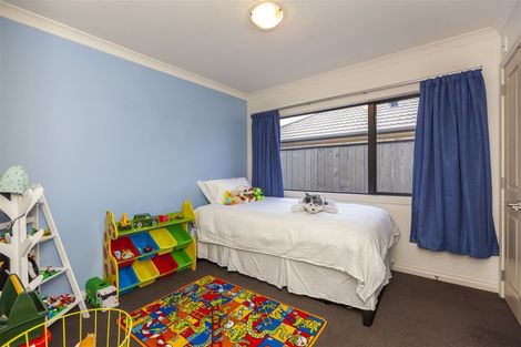 Photo of property in 4 Consort Close, Paraparaumu Beach, Paraparaumu, 5032