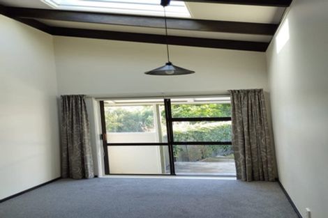 Photo of property in 19 Carluke Street, Paparangi, Wellington, 6037