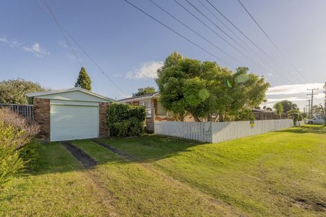 Photo of property in 28 Cook Drive, Whitianga, 3510