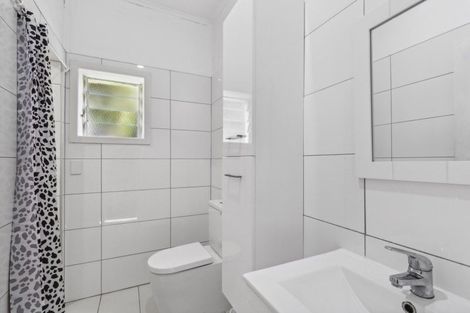 Photo of property in 7 Crawford Road, Kilbirnie, Wellington, 6022