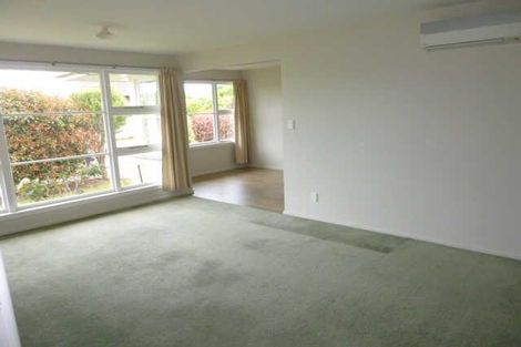Photo of property in 23a Coniston Avenue, Te Atatu South, Auckland, 0610