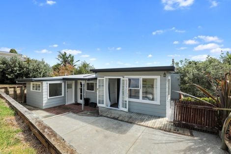 Photo of property in 69 Lorenzen Bay Road, Raglan, 3225