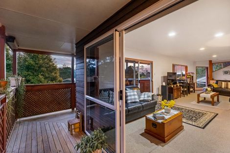 Photo of property in 24 Kaurilands Road, Titirangi, Auckland, 0604