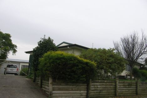 Photo of property in 34 Rosedale Crescent, Cloverlea, Palmerston North, 4412