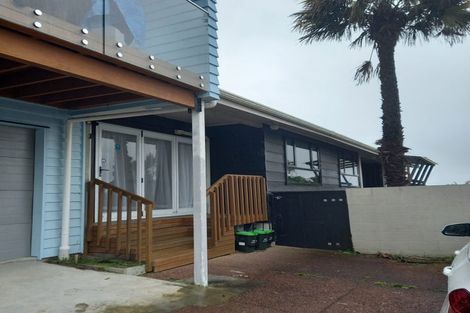 Photo of property in 212 Rangatira Road, Beach Haven, Auckland, 0626