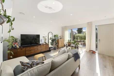 Photo of property in 7c New Windsor Road, Avondale, Auckland, 0600