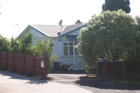 Photo of property in 1/3 Rewa Street, New Lynn, Auckland, 0600