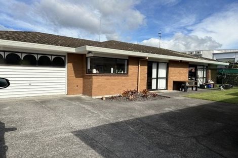 Photo of property in 3/60 Third Avenue, Tauranga, 3110