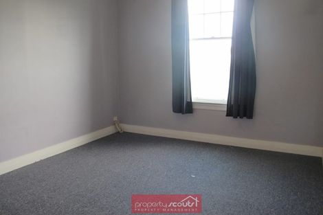 Photo of property in 37 Macandrew Road, South Dunedin, Dunedin, 9012