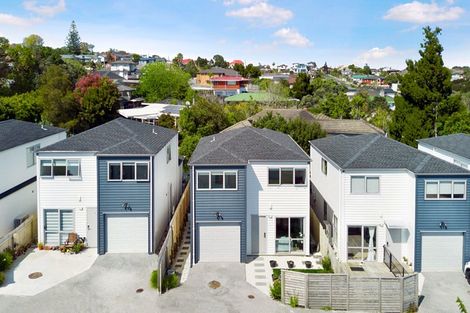 Photo of property in 240c Whitney Street, Blockhouse Bay, Auckland, 0600