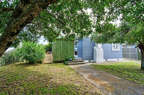 Photo of property in 63 River Road, Masterton, 5810