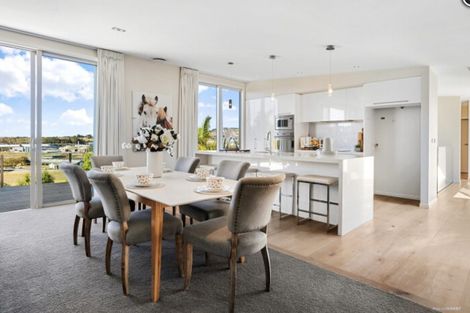 Photo of property in 15 Birch Road, Pukekohe, 2120