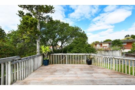 Photo of property in 20 Hartley Terrace, Massey, Auckland, 0614