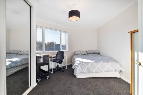 Photo of property in 15 Sutton Place, Dallington, Christchurch, 8061