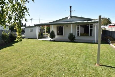 Photo of property in 35 Tekapo Drive, Twizel, 7901