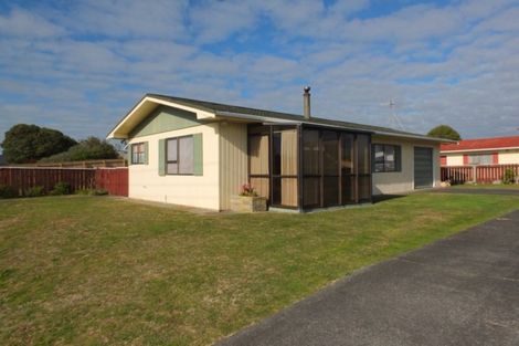 Photo of property in 20 Seabury Avenue, Foxton Beach, Foxton, 4815