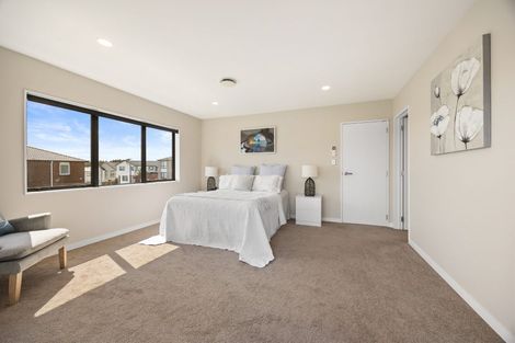 Photo of property in 67 Drumbuoy Drive, Flat Bush, Auckland, 2019