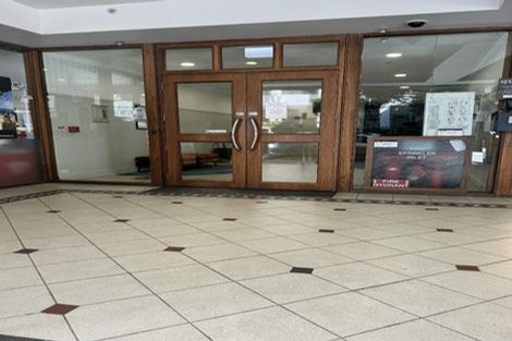 Photo of property in Atrium Towers, 4h/154 The Terrace, Wellington Central, Wellington, 6011